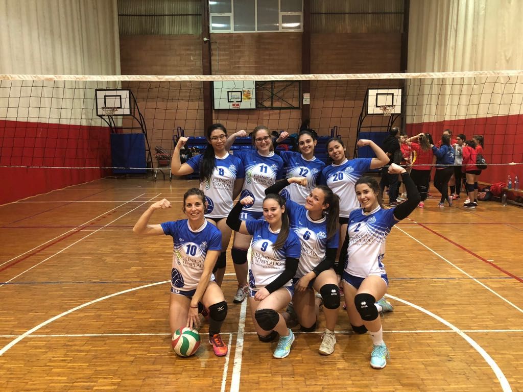 Apoyando el Deporte Femenino. Equipo femenino del Club Voleibol Playas Cartagena. 2018