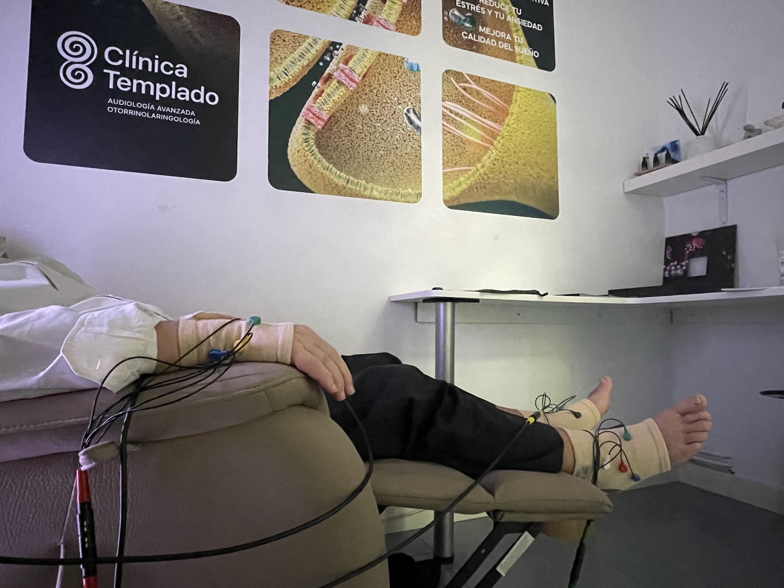 Tratamiento de neuromodulación no invasiva en paciente en Clínica Templado, Murcia