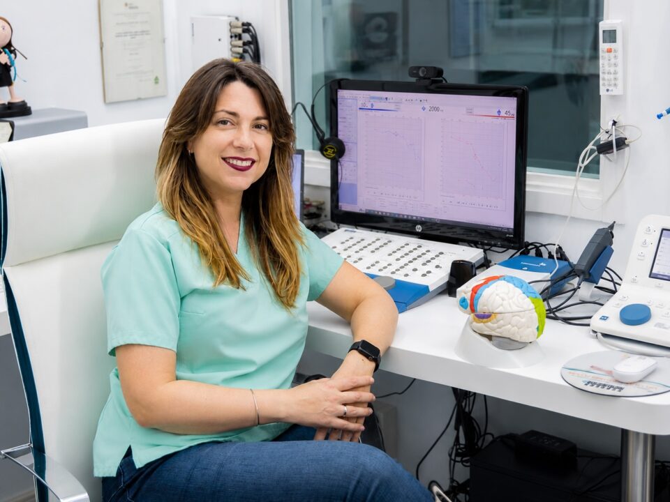 Sheila Templado, audióloga e investigadora, primera autora de un estudio publicado en Frontiers in Neuroscience.